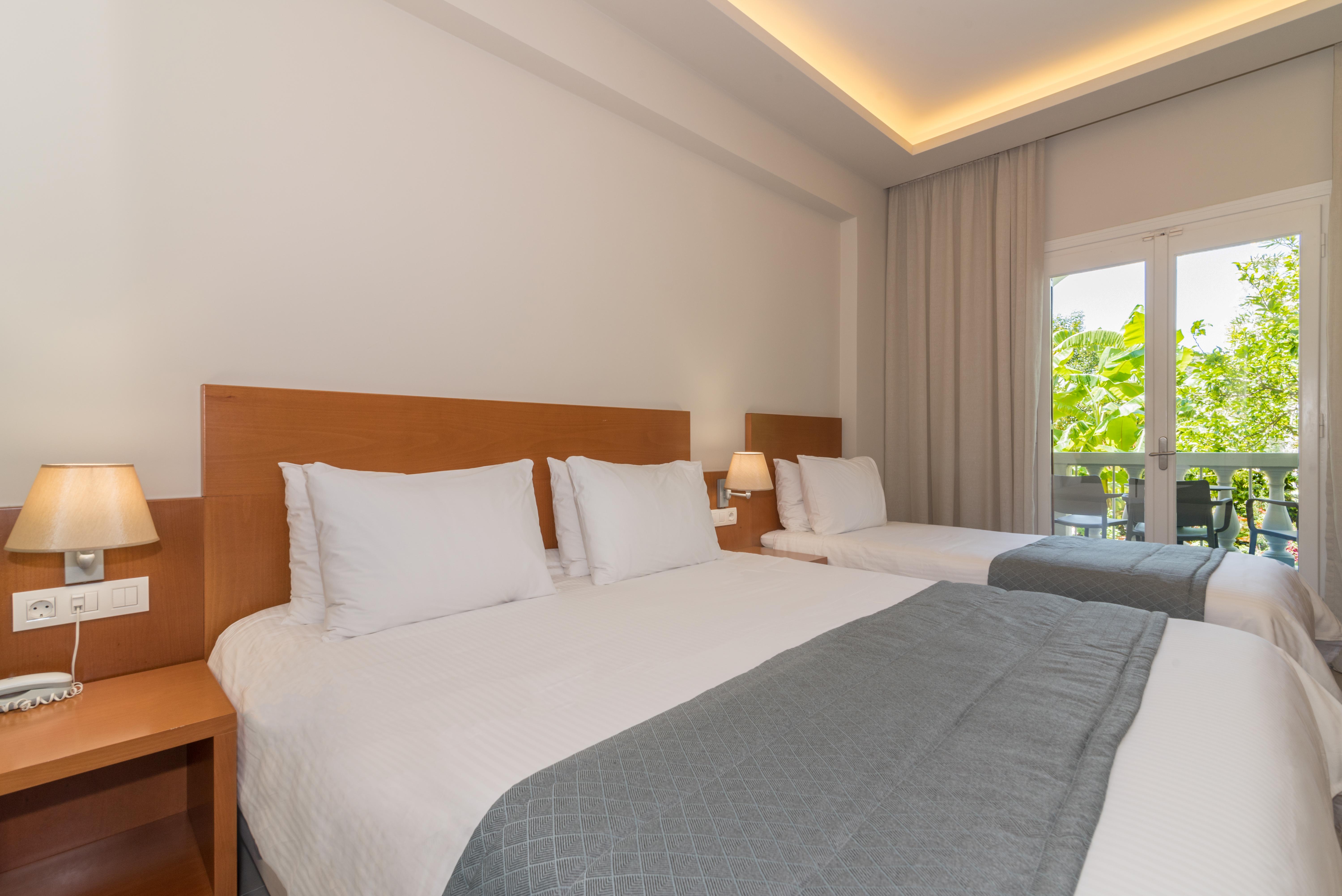 Hotel Palmyra Argassi Luaran gambar